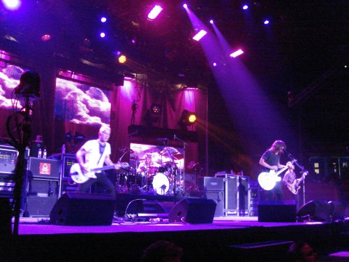 The Foo Fighters look pretty in pink or is that purple. Nottingham (2007)
