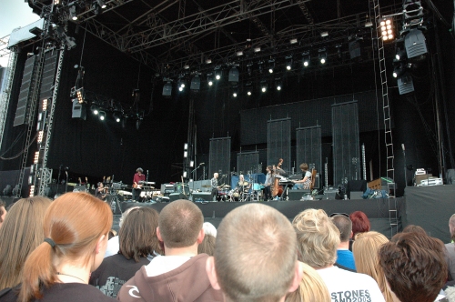 The crowd watch as Guillemots play. Manchester (2008)
