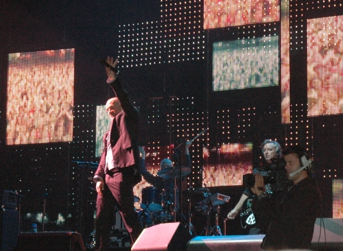 R.E.M. are welcomed back to the stage for an encore. Manchester (2008)