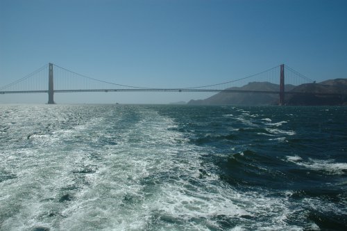 Heading back to land. The whole boat trip was around 1 hour long. San Francisco (2007)