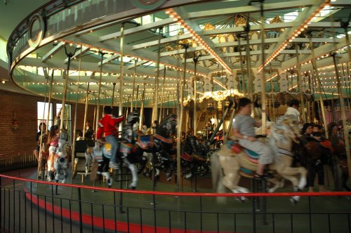 The merry-go-round on the boardwalk. Santa Cruz (2007)