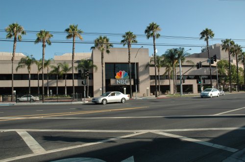 The very wide road in front of the NBC studios, took ages to cross. Los Angeles (2007)