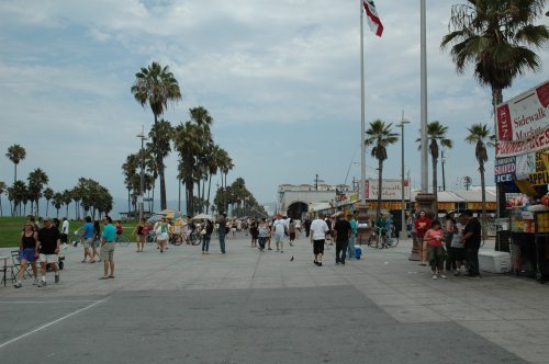 Lots of people enjoying the nice weather. It was around 100F every day we were in LA. Los Angeles (2007)