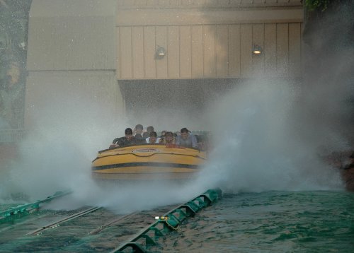 We got very wet on this ride, but completely dried out in about 10 minutes thanks to the hot weather. Los Angeles (2007)